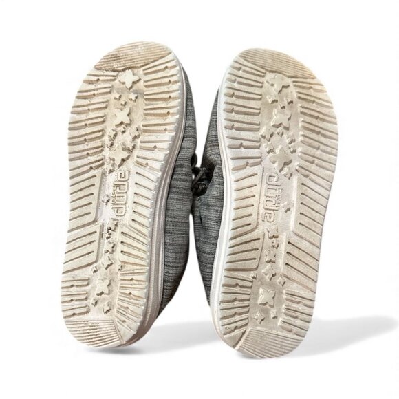 Hey Dude Youth Size 2 Wally Shoes Gray Stripe Lightweight Casual Slip-On - Picture 7 of 7